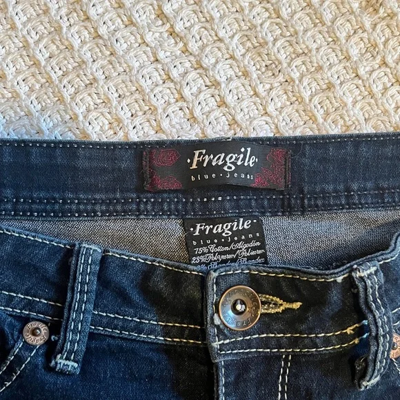 •Fragile• Dark blue denim Skinny Jeans sz 11 - Picture 3 of 6
